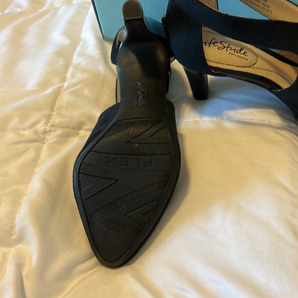 Shoes - Picture 2 of 2